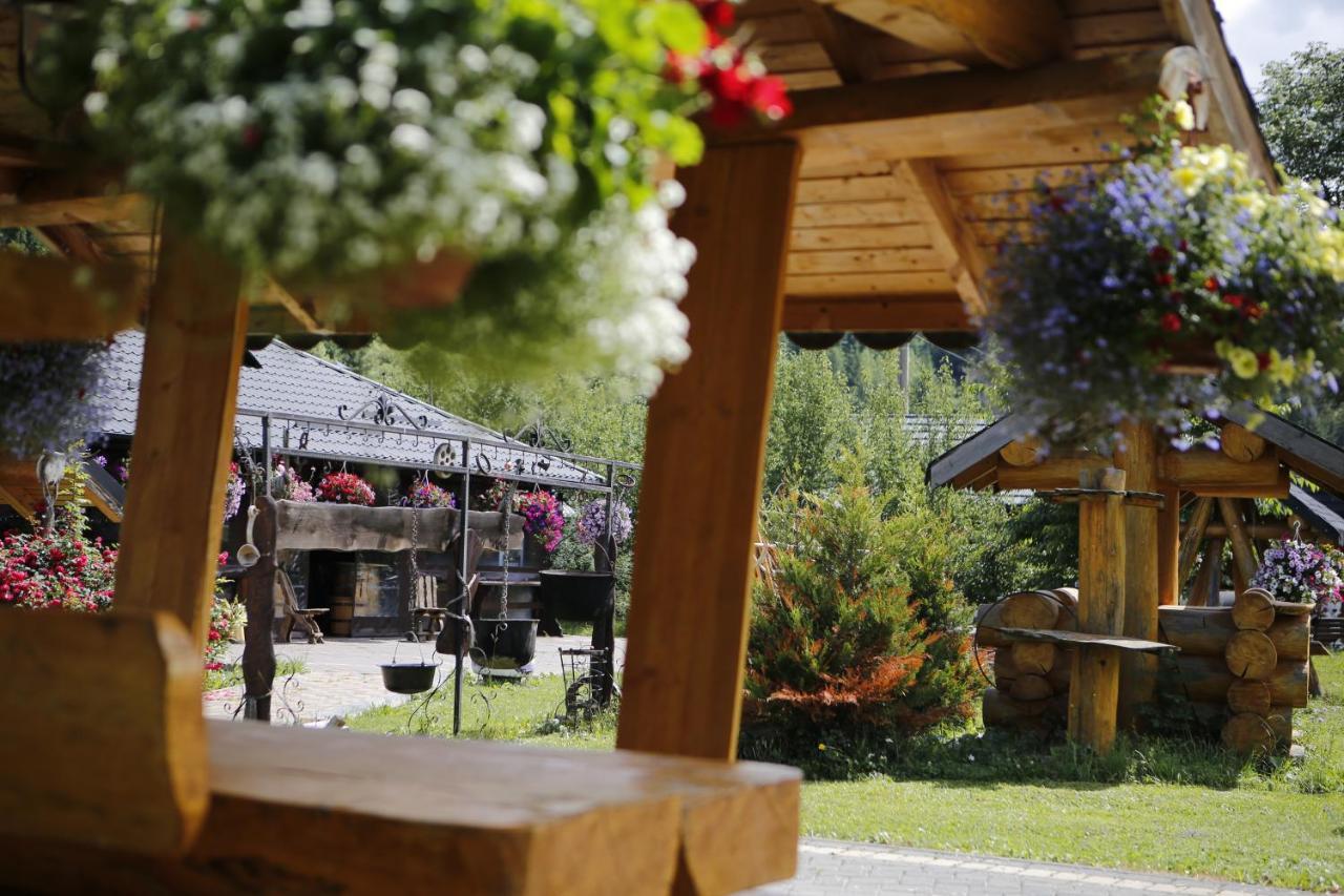 Casa Baciu Hotell Fundu Moldovei Eksteriør bilde